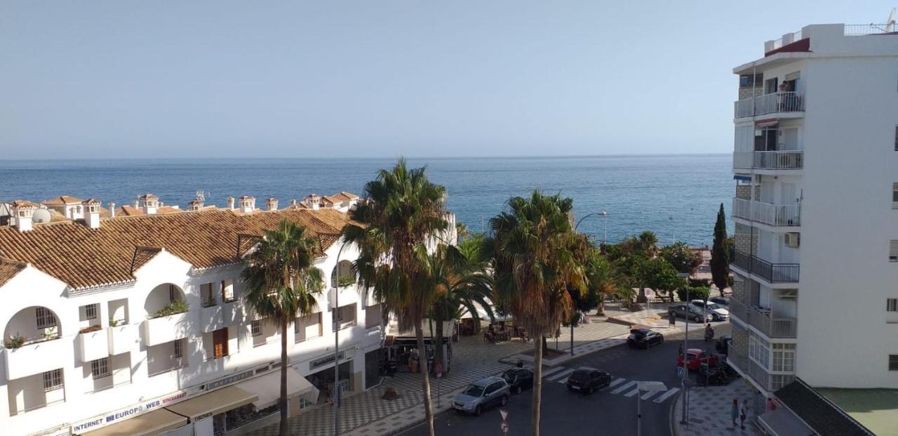 Apartamento Frente Al Mar En La Torrecilla Нерха Экстерьер фото